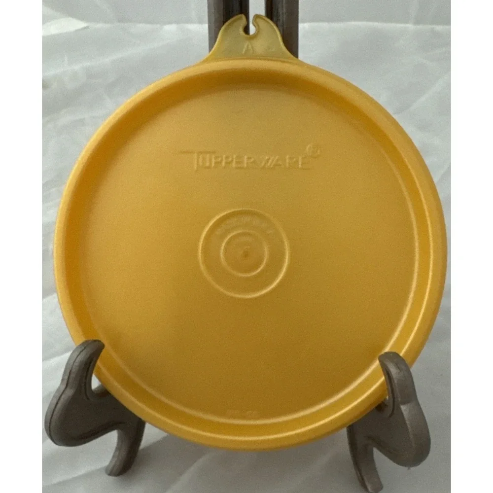 Vintage Tupperware‎ Lid Seal 229 Gold Replacement C tab